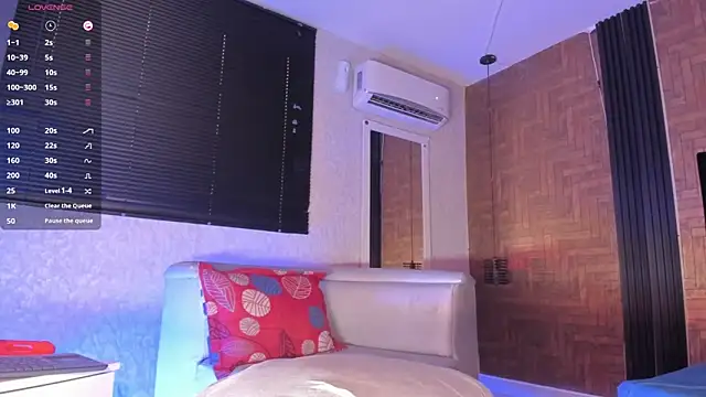 JhonyMiller  online show from January 15, 8:23 pm