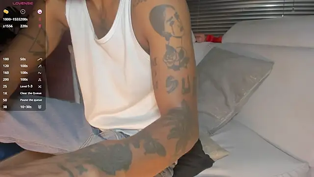 JhonyMiller  online show from April 2, 4:57 pm