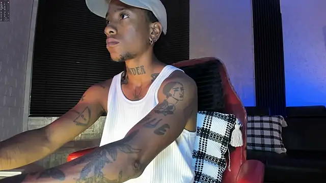 JhonyMiller  online show from February 13, 11:49 pm