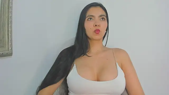 nathyy garcia online show from November 1, 11:42 pm