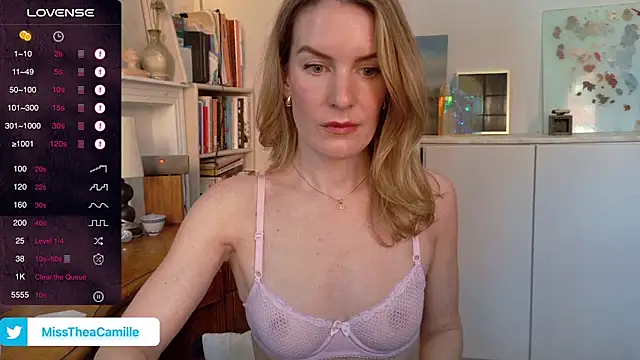 MissTheaCamille online show from February 1, 7:44 pm