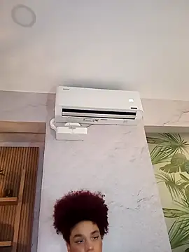 loladupont online show from April 1, 3:08 am