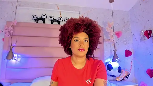 loladupont online show from June 22, 3:12 am