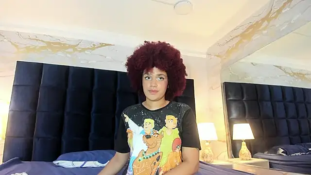 loladupont online show from March 13, 3:11 am