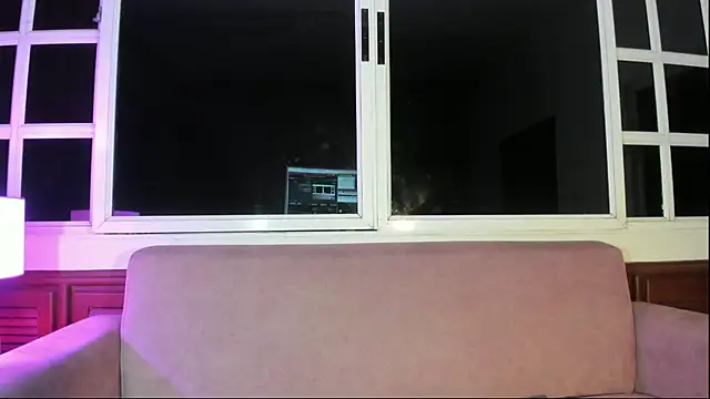 loladupont online show from September 13, 3:06 am