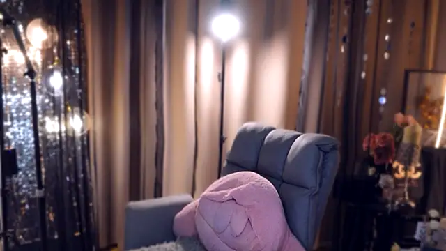 zhdhdbdkx online show from December 1, 4:08 pm