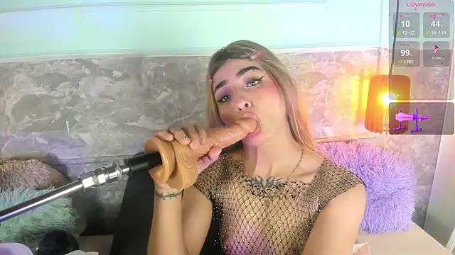 Little lili19 online show from February 27, 9:03 pm