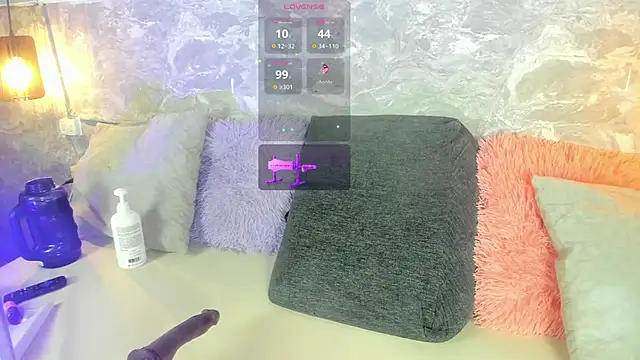 Little lili19 online show from February 23, 7:58 pm