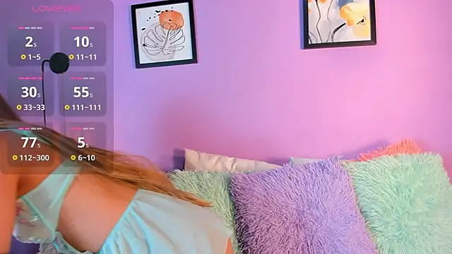 Snapshot of Little_lili19 chatting on June 21, 8:25 pm Little lili19 online show from June 21, 8:25 pm
