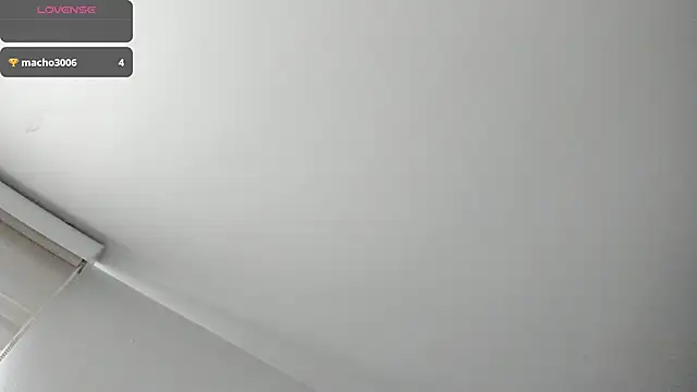 Snapshot of AbrilSonne chatting on March 9, 7:37 pm AbrilSonne online show from March 9, 7:37 pm