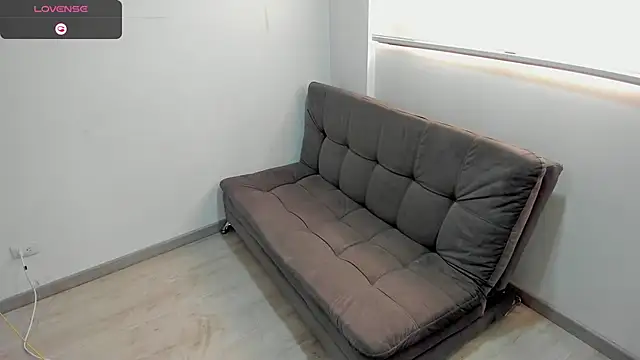 Snapshot of AbrilSonne chatting on February 23, 7:17 pm AbrilSonne online show from February 23, 7:17 pm