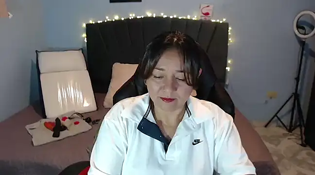 AngelRouss online show from January 31, 9:37 pm