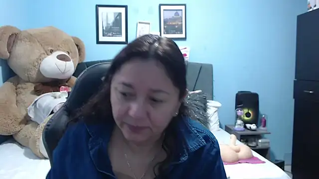 AngelRouss online show from March 12, 11:47 am