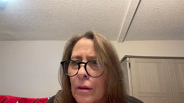 Snapshot of Keywest_Kate chatting on January 1, 4:50 pm Keywest Kate online show from January 1, 4:50 pm