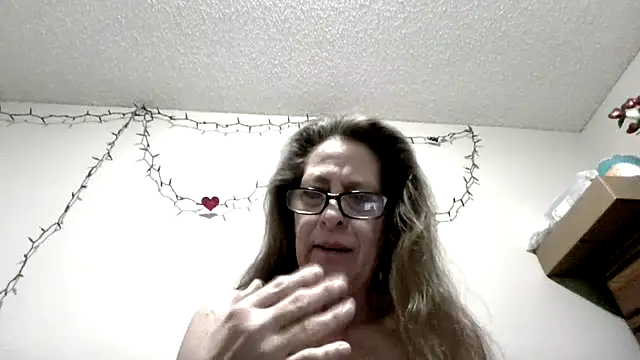 Keywest Kate online show from April 4, 12:01 pm