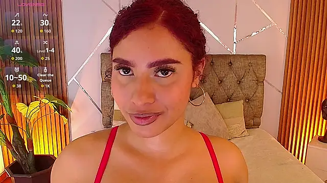 charlottee white online show from March 13, 8:25 pm