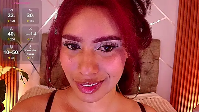 charlottee white online show from March 24, 9:59 pm