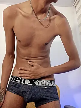 codysmith online show from December 4, 5:01 pm