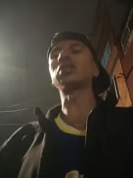 codysmith online show from April 1, 2:46 am