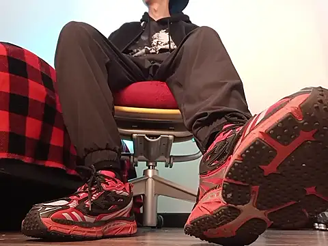 codysmith online show from March 6, 1:50 pm