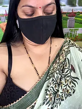 FlatVincy4 online show from November 3, 4:43 pm