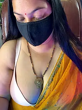 FlatVincy4 online show from November 20, 10:52 pm