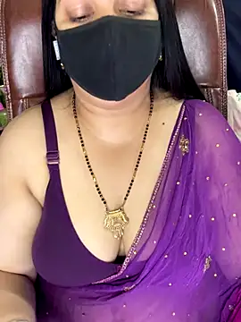 FlatVincy4 online show from November 22, 11:03 pm