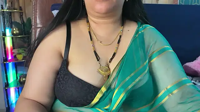 FlatVincy4 online show from April 3, 4:13 pm