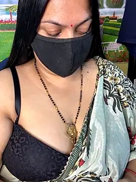 FlatVincy4 online show from November 13, 4:55 pm