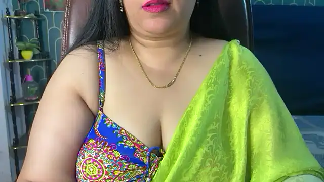 FlatVincy4 online show from February 28, 4:23 am