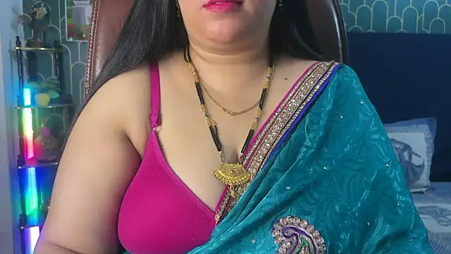 FlatVincy4 online show from March 2, 5:08 am