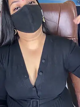 FlatVincy4 online show from November 28, 4:34 am