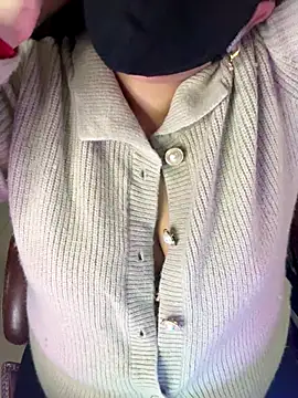 FlatVincy4 online show from November 28, 4:40 pm