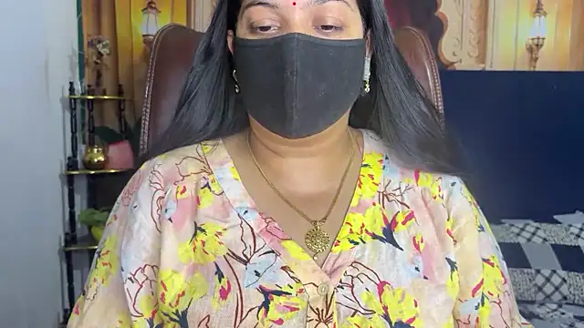 FlatVincy4 online show from May 2, 4:23 pm