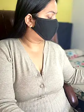 FlatVincy4 online show from December 16, 7:01 am