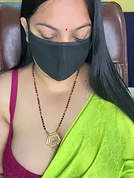 FlatVincy4 online show from November 27, 4:24 am