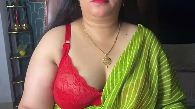 Snapshot of FlatVincy4 chatting on July 7, 9:57 am FlatVincy4 online show from July 7, 9:57 am