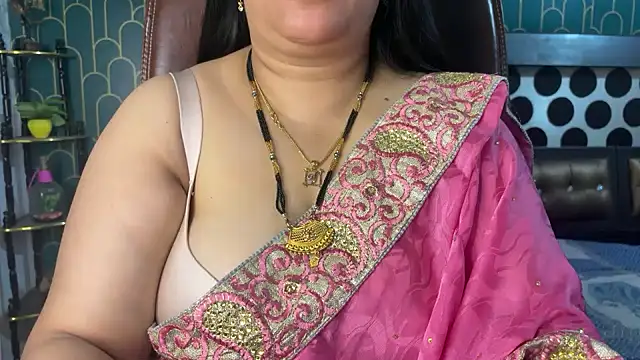 FlatVincy4 online show from February 16, 7:18 am