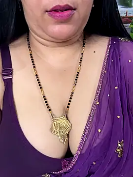 FlatVincy4 online show from November 7, 4:06 am