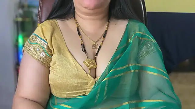 FlatVincy4 online show from February 5, 4:19 am