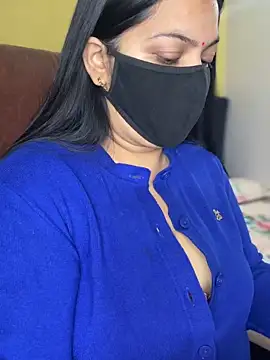 FlatVincy4 online show from December 19, 4:05 am