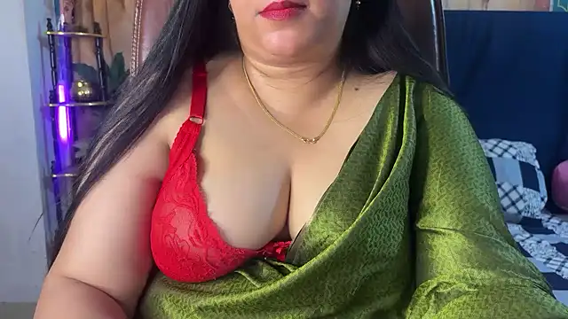 FlatVincy4 online show from April 4, 4:24 pm