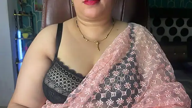 FlatVincy4 online show from February 23, 3:34 pm