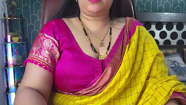 FlatVincy4 online show from February 12, 4:45 am