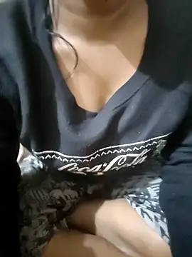 Looliya02 online show from January 12, 4:42 am