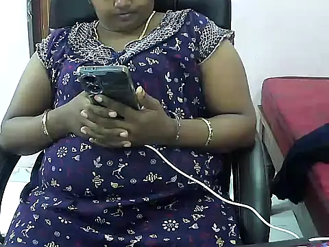 Snapshot of telugu_indhu_0001 chatting on June 22, 4:04 pm telugu indhu 0001 online show from June 22, 4:04 pm