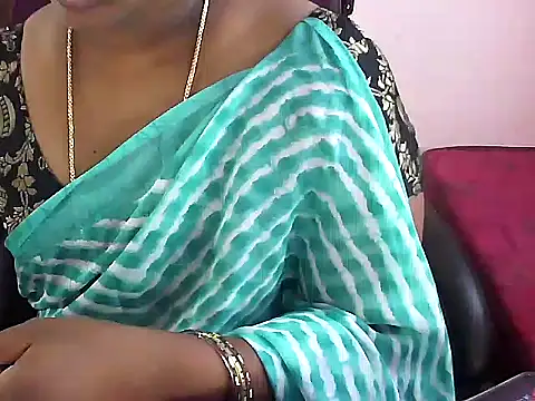 Snapshot of telugu_indhu_0001 chatting on June 11, 5:04 am telugu indhu 0001 online show from June 11, 5:04 am