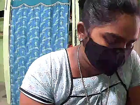 Snapshot of telugu_indhu_0001 chatting on November 25, 9:53 am telugu indhu 0001 online show from November 25, 9:53 am