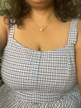 Snapshot of hot_menka chatting on September 29, 9:49 am hot menka online show from September 29, 9:49 am