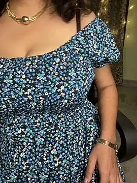 Snapshot of hot_menka chatting on October 24, 4:50 pm hot menka online show from October 24, 4:50 pm